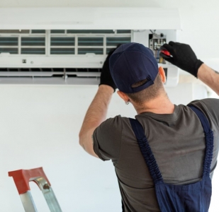 INSTALACIÓN O REPARACIÓN AIRE ACONDICIONADO HOGAR / OFICINA